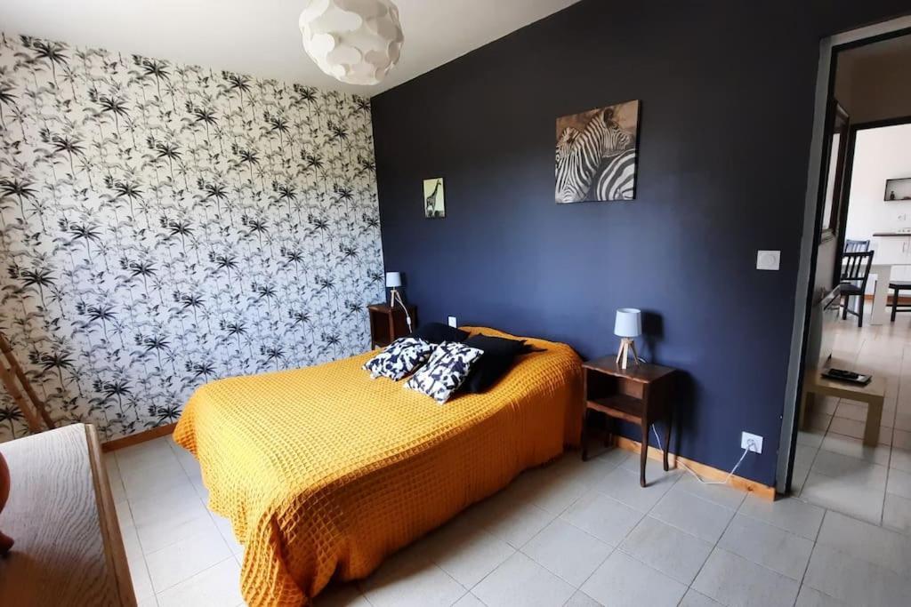 Maison Lumineuse Avec Jardin Neffies