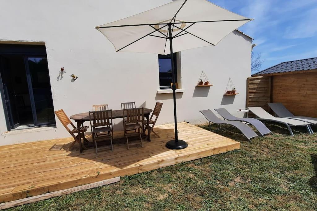 Maison Lumineuse Avec Jardin