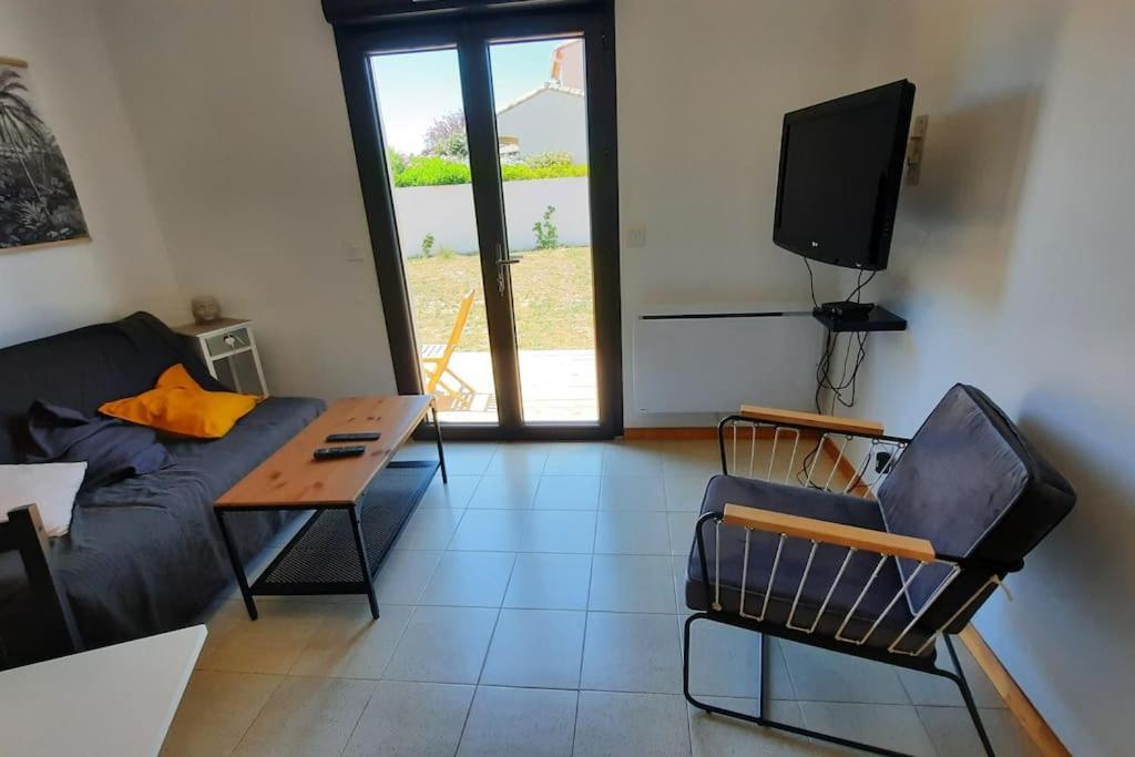 Maison Lumineuse Avec Jardin Holiday home Neffies